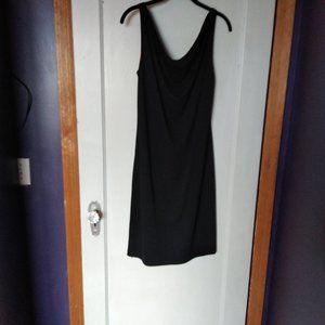 LITTLE BLACK/LITTLE RED REVERSIBLE DRESS